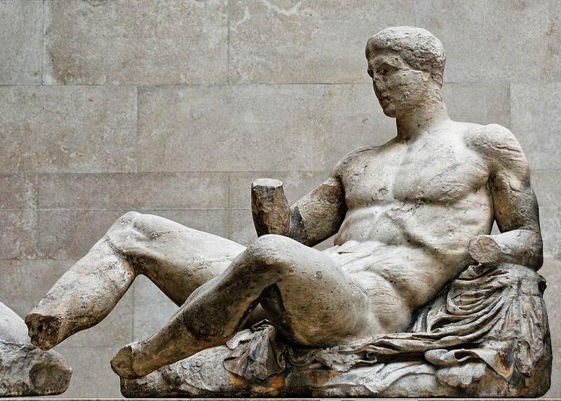 800px-Dionysos_pediment_Parthenon_BM.jpg